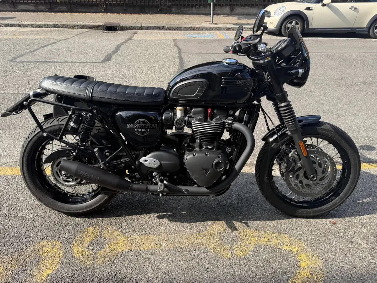 Triumph Bonneville T120 Black (2026) (5)