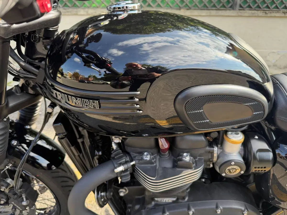 Triumph Bonneville T120 Black (2026) (10)