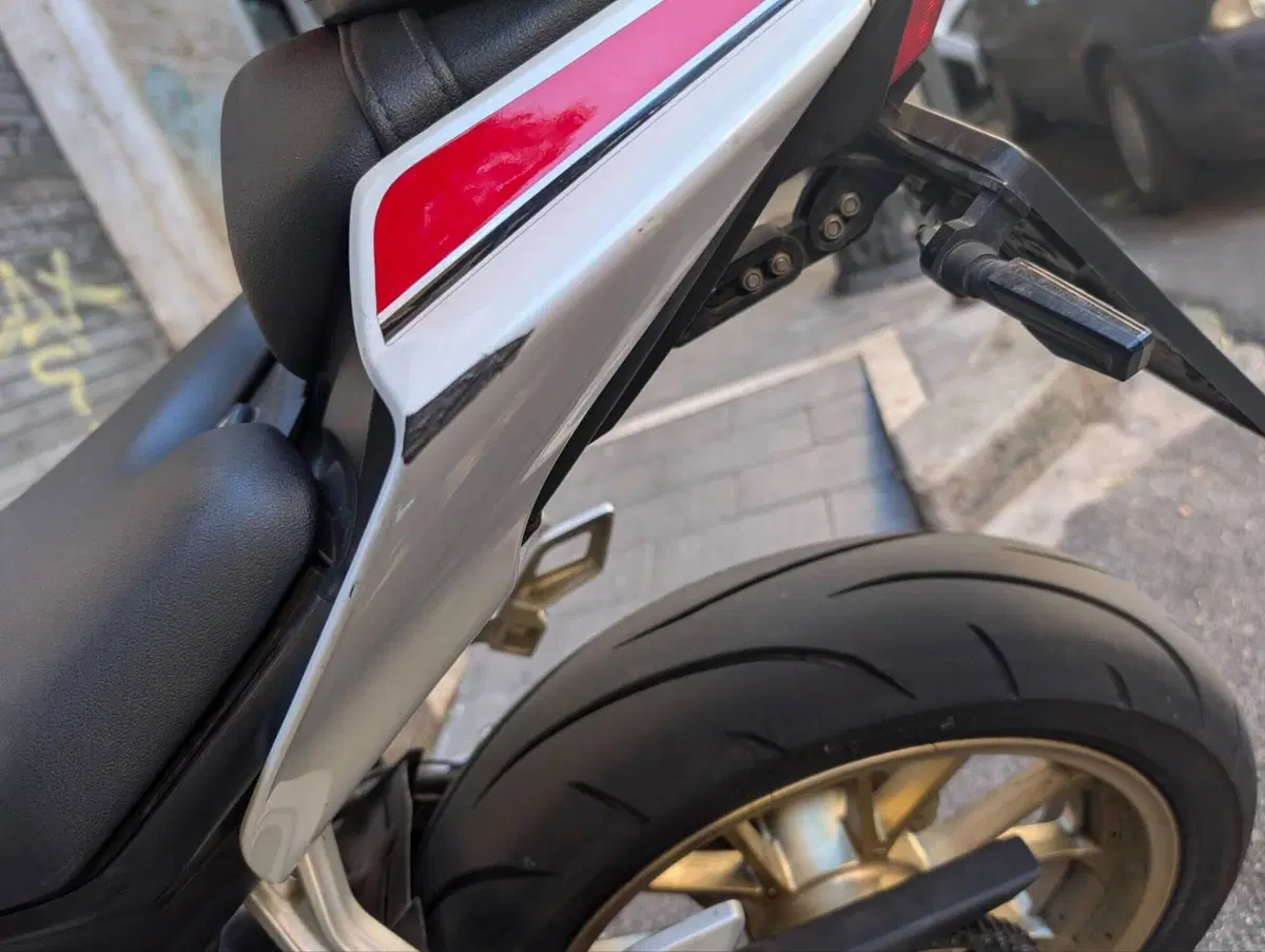 Yamaha YZF R125 (2021 - 22) (4)