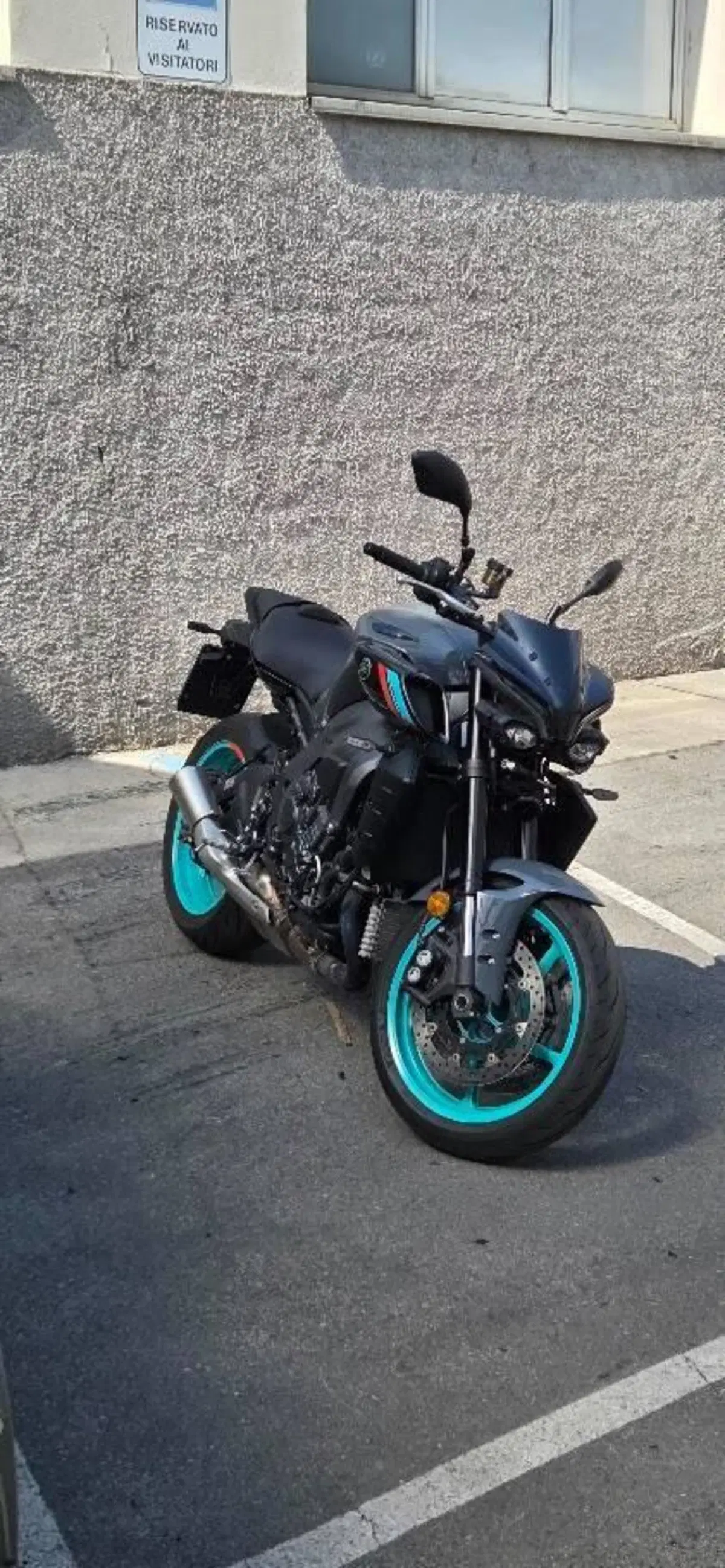 Yamaha MT-10 (2022 - 26) (2)