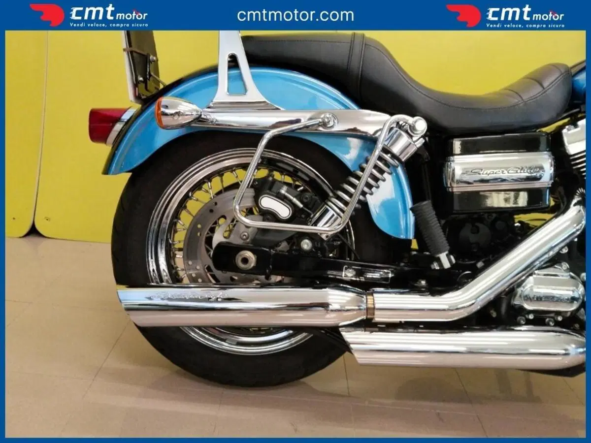 Harley-Davidson 1584 Super Glide Custom (2008 - 13) - FXDC (9)