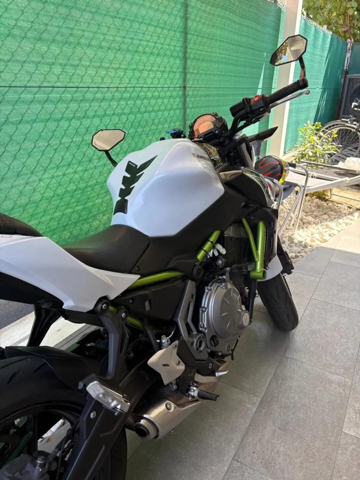 Kawasaki Z 650 (2017 - 19) (2)