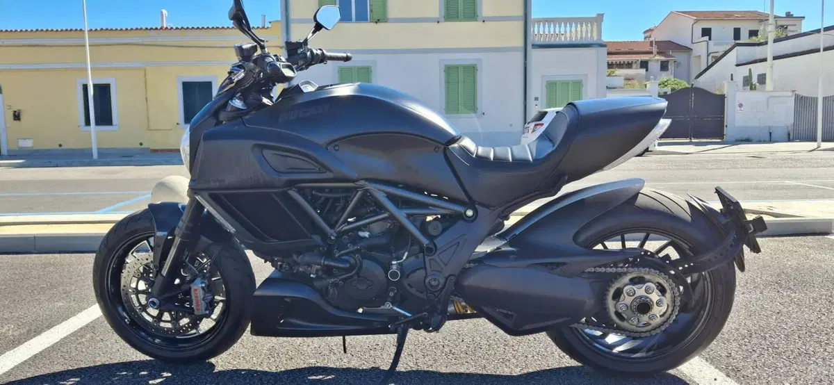 Ducati Diavel 1200 (2014 - 16) (9)