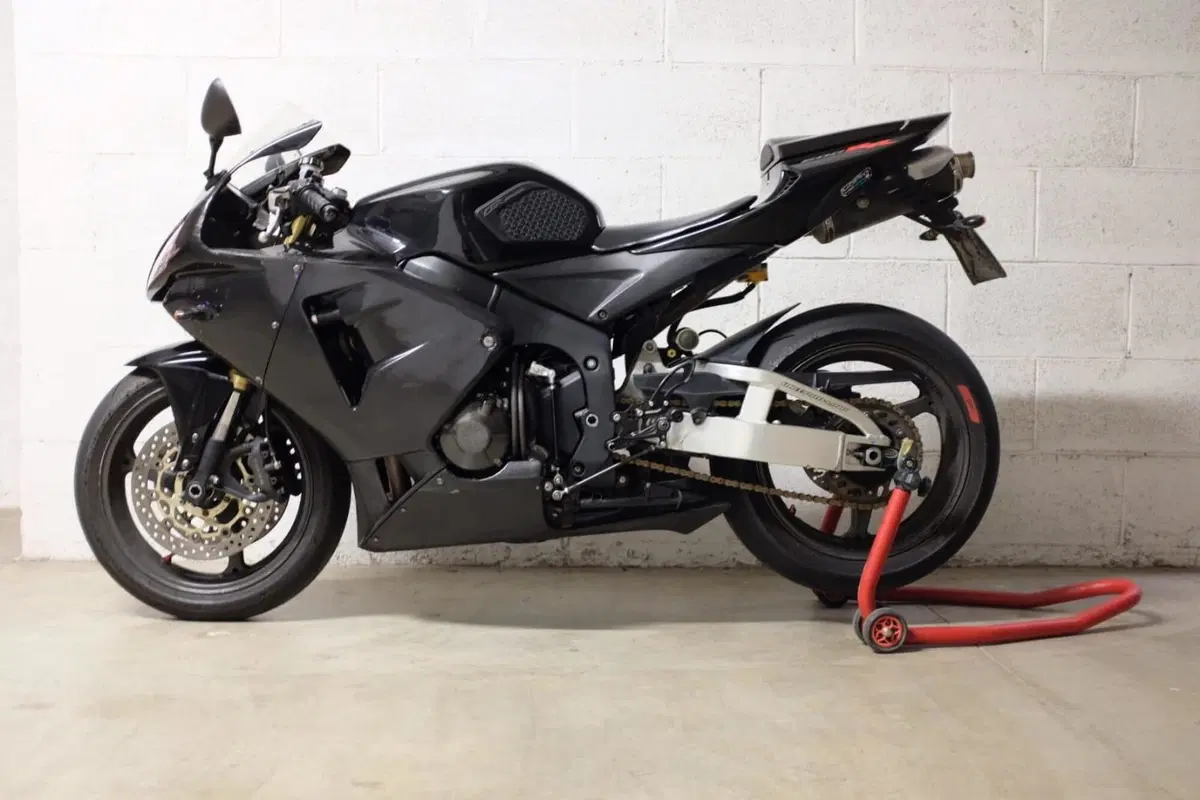 Honda CBR 600 RR (2005 - 06) (3)