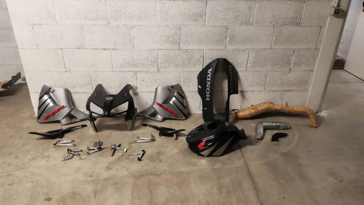 Honda CBR 600 RR (2005 - 06) (5)