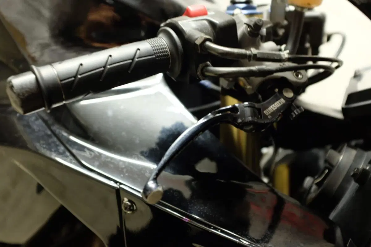 Honda CBR 600 RR (2005 - 06) (8)