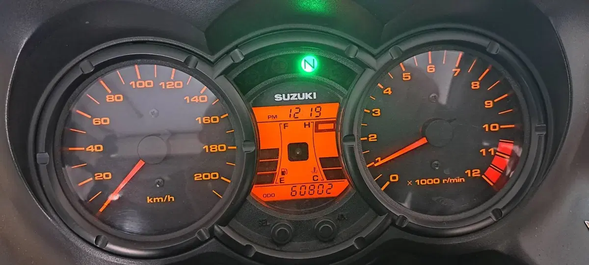 Suzuki V-Strom 650DL (2004 - 06) (7)