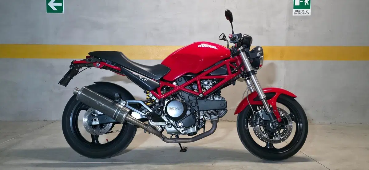 Ducati Monster 695 (2006 - 08) (2)