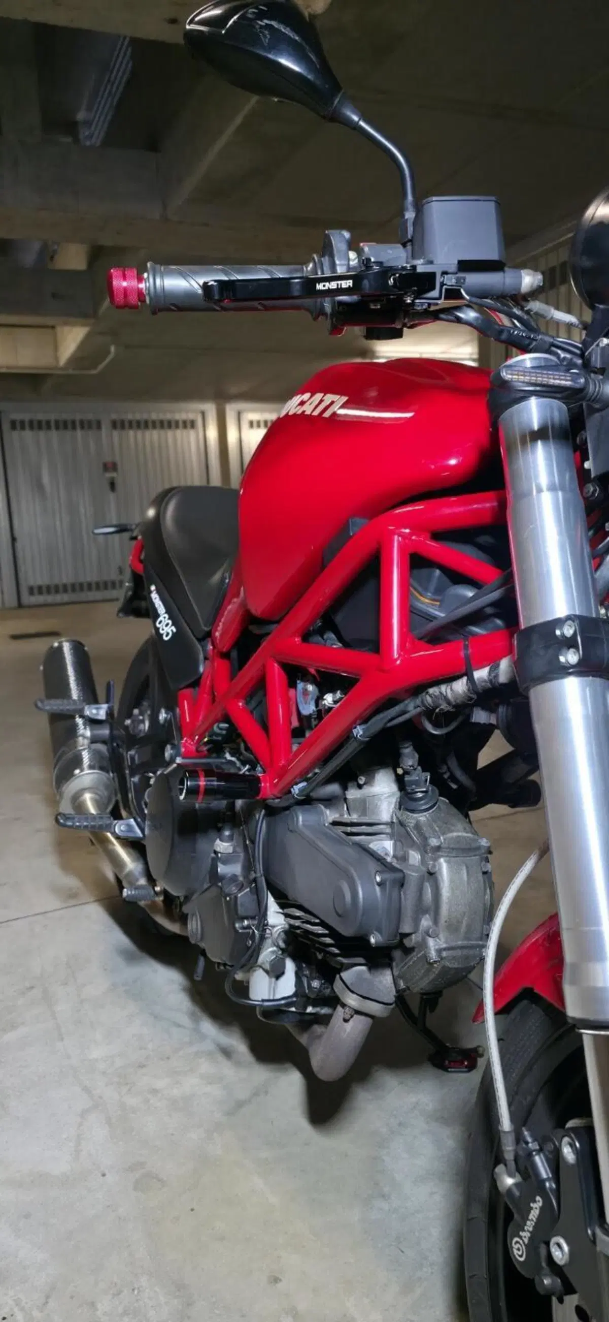 Ducati Monster 695 (2006 - 08) (6)