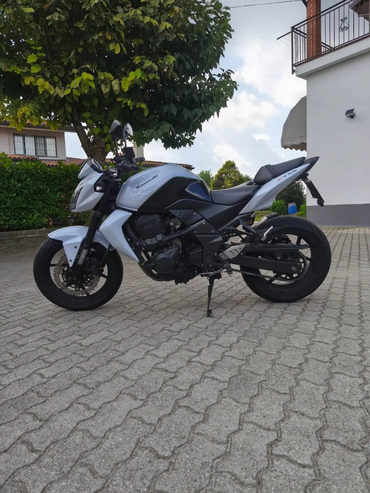 Kawasaki Z 750 (2007 - 14) (5)