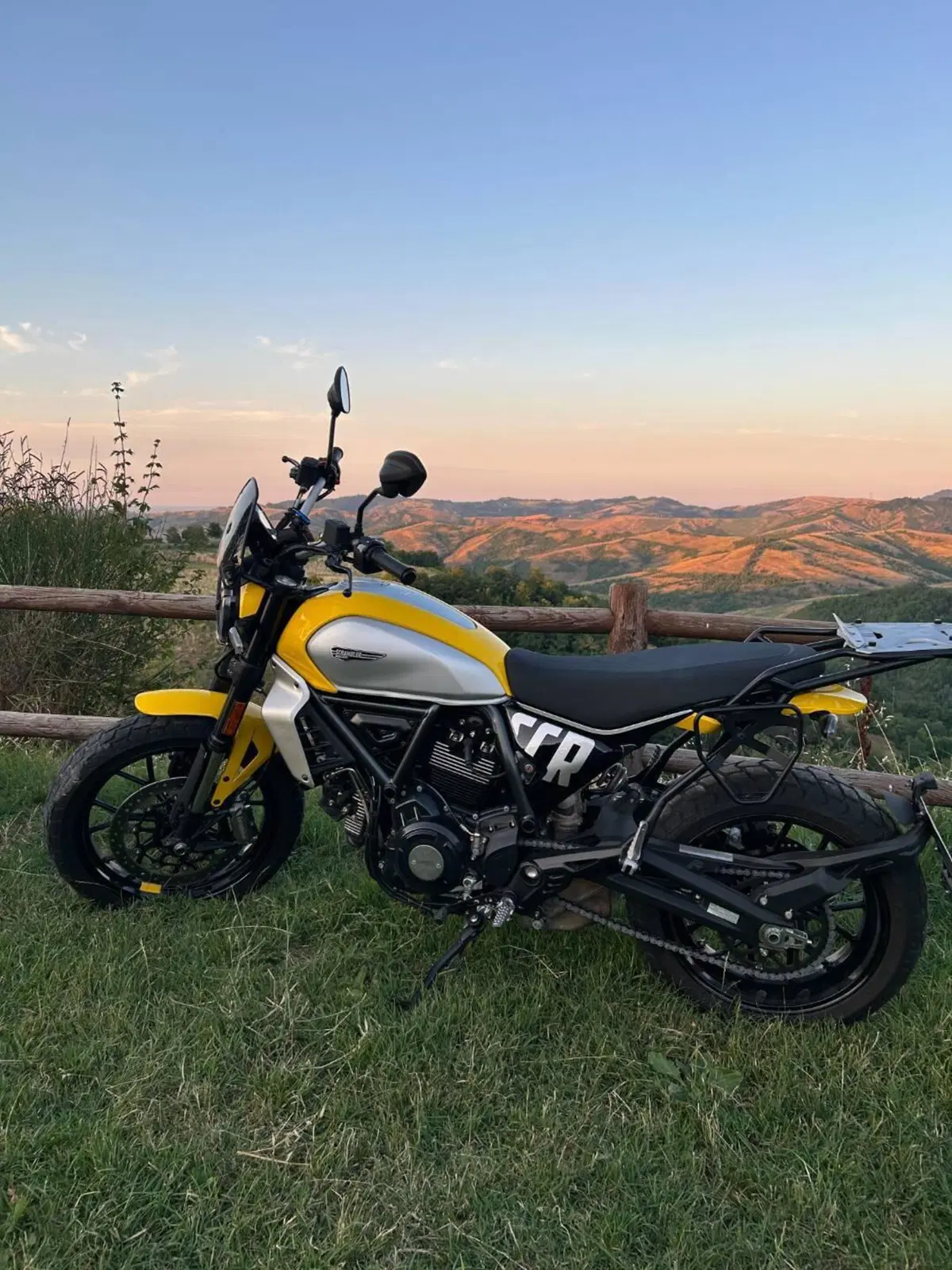 Ducati Scrambler 800 Icon (2025 - 26)