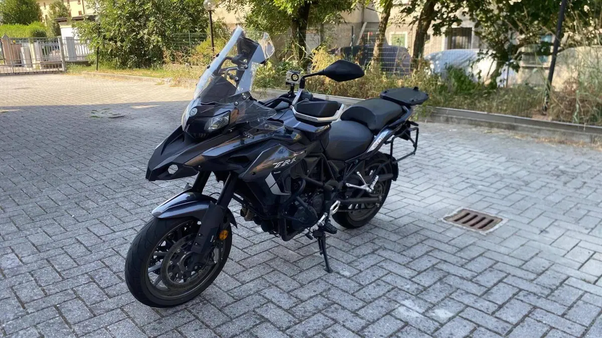 Benelli TRK 502 (2021 - 25) (2)