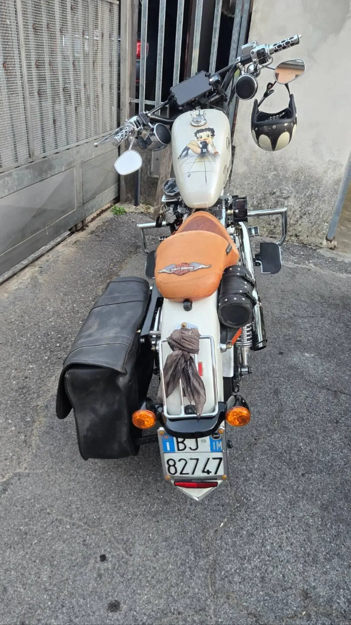 Harley-Davidson 1200 Custom (2001 - 03) - XL 1200C (6)