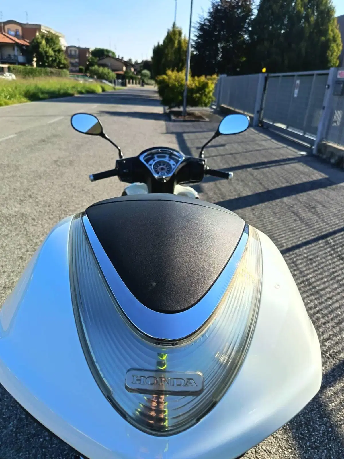 Honda SH 125 Mode (2013 - 16) (4)