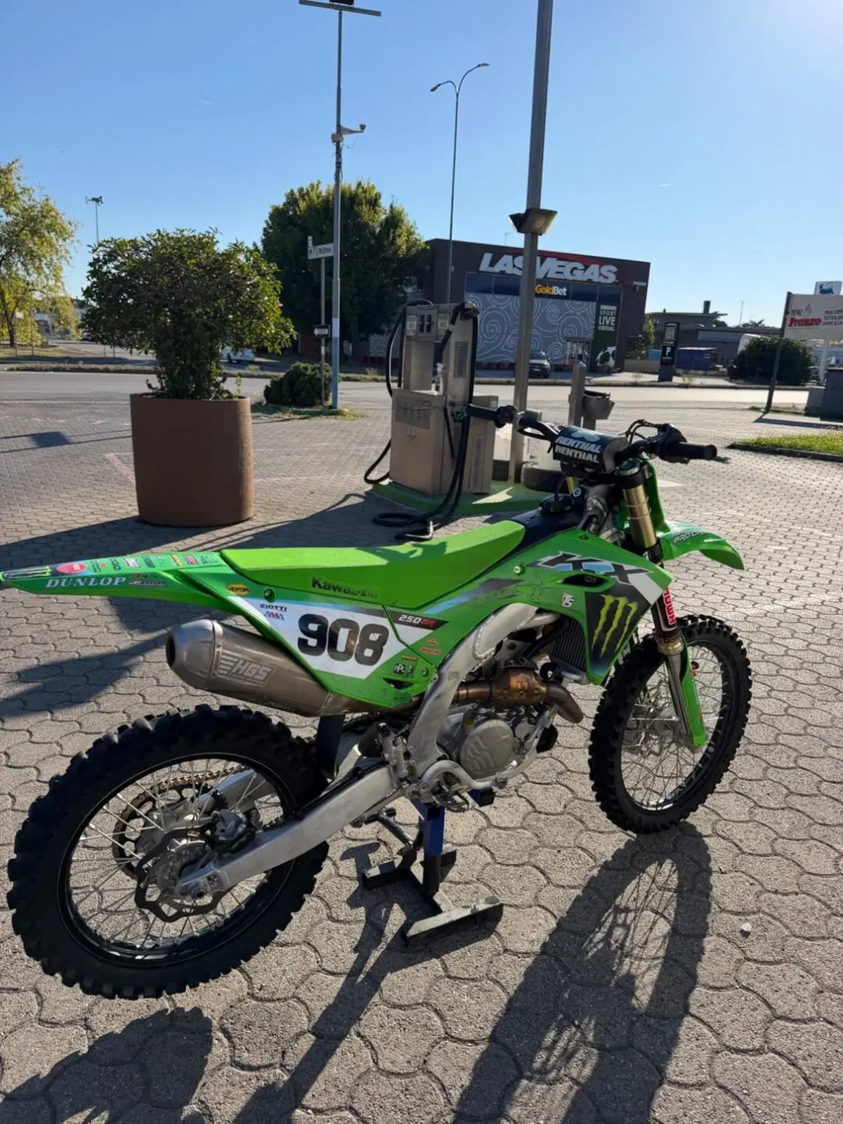 Kawasaki KX250 (2026) (2)