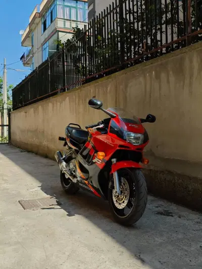 Honda CBR 600 F d'epoca