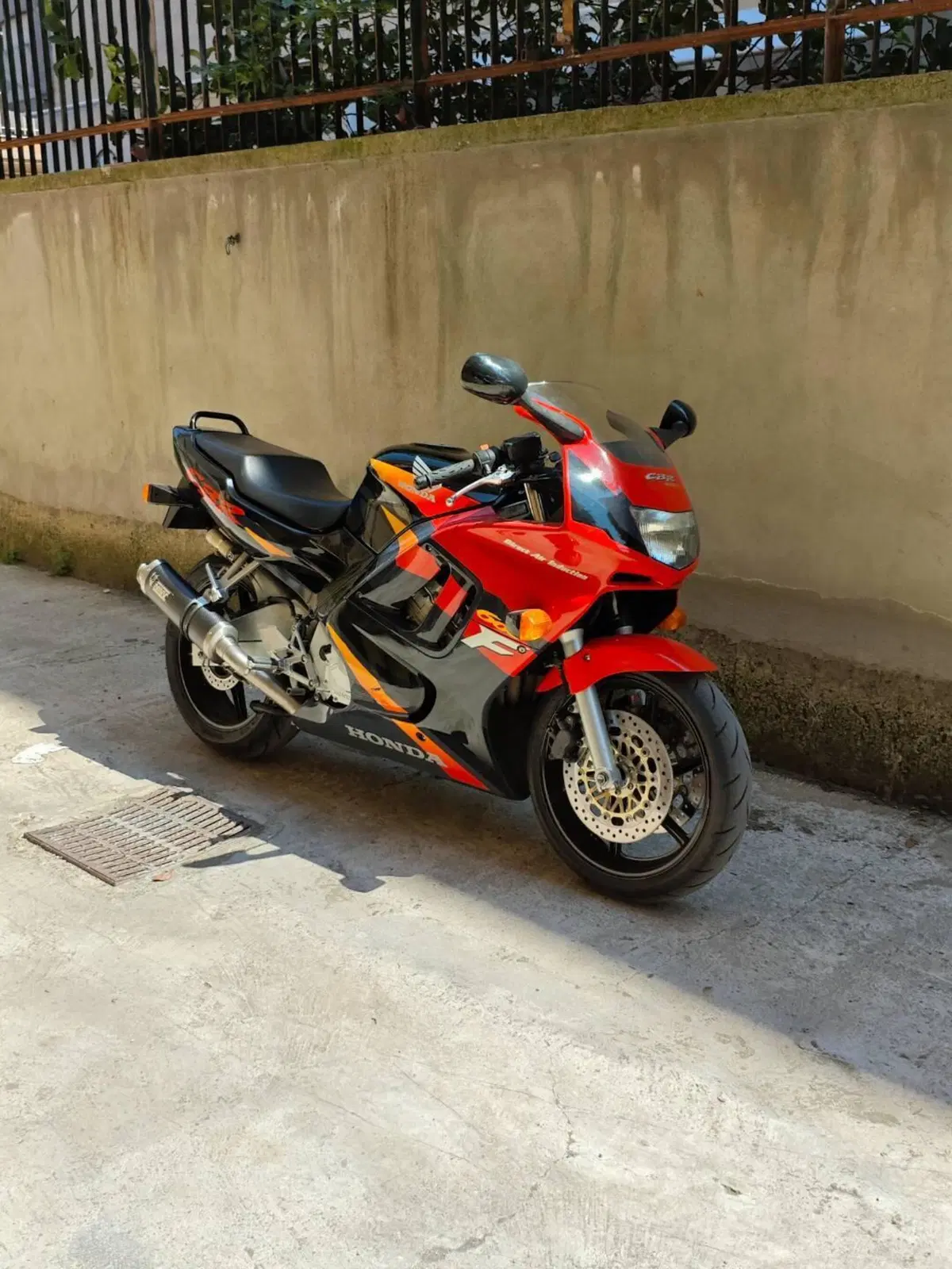 Honda CBR 600 F (2)