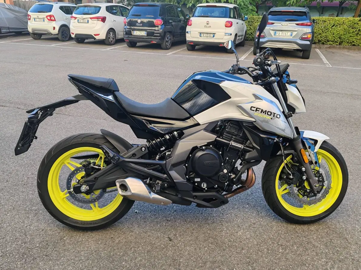 CFMOTO 650NK (2021 - 24) (3)