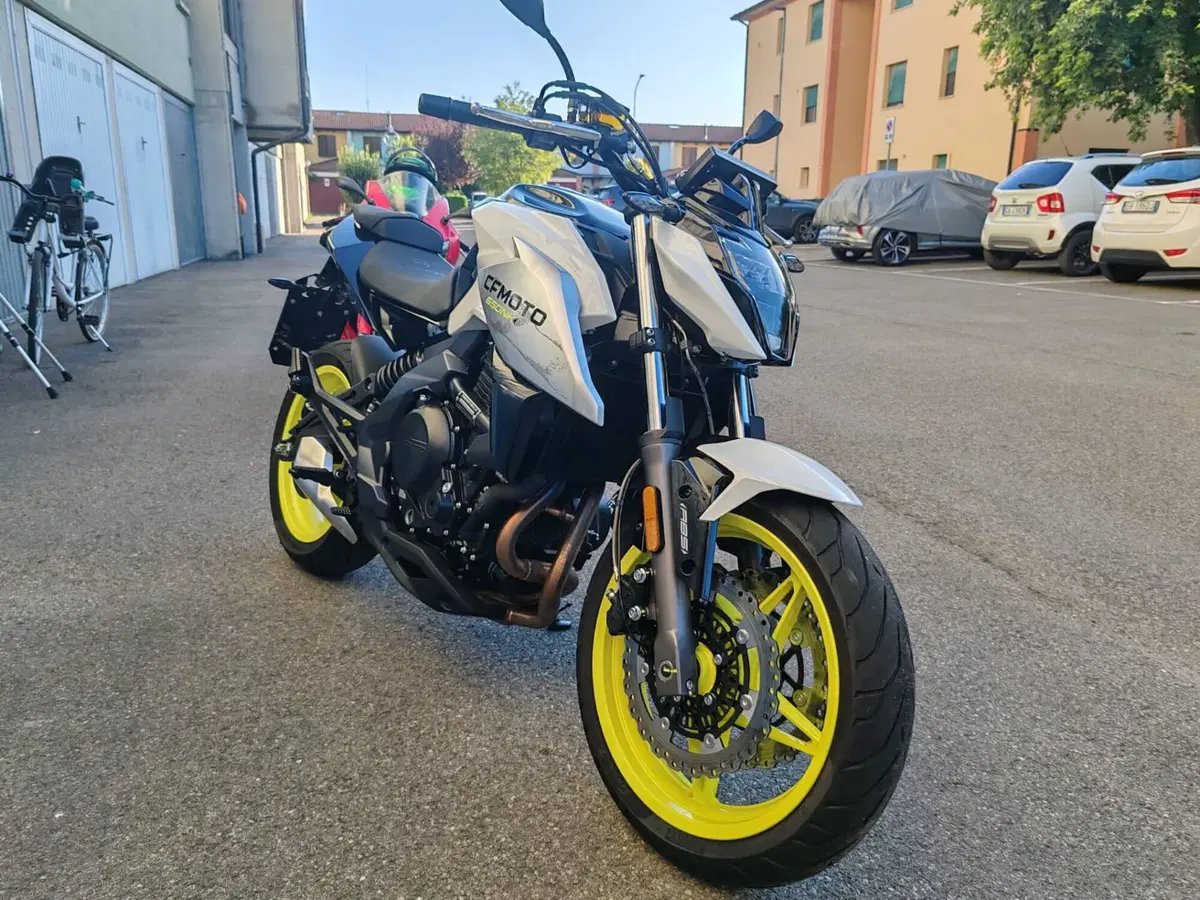 CFMOTO 650NK (2021 - 24) (4)
