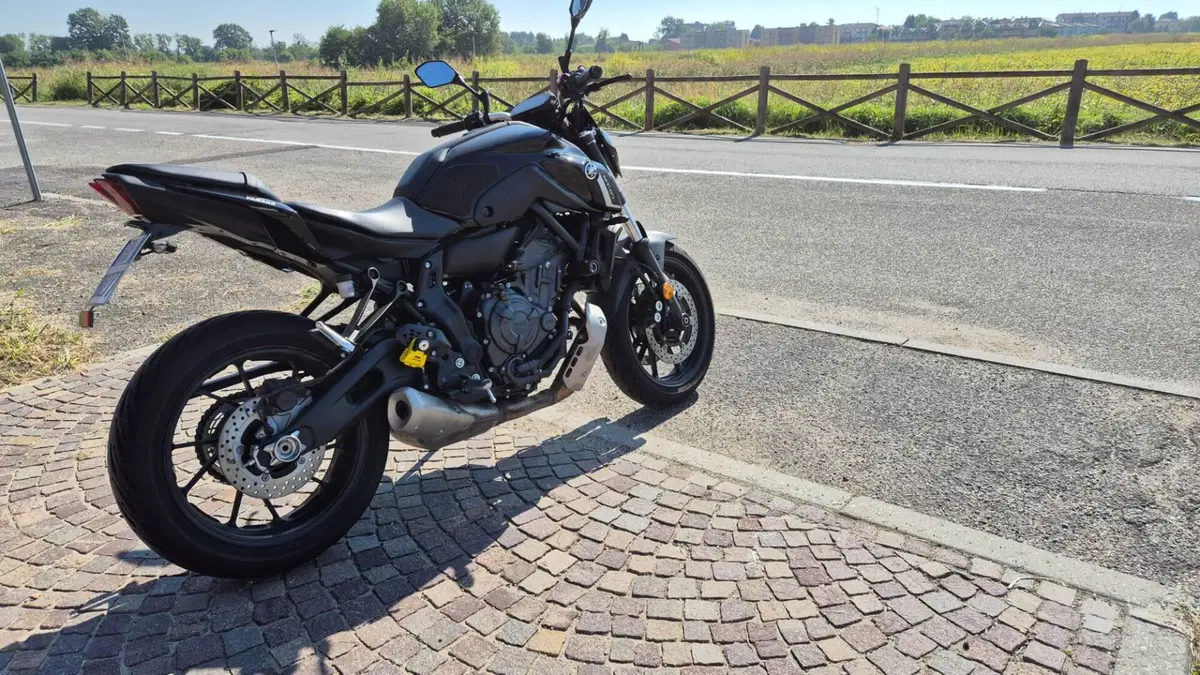 Yamaha MT-07 Pure (2023 - 25) (4)