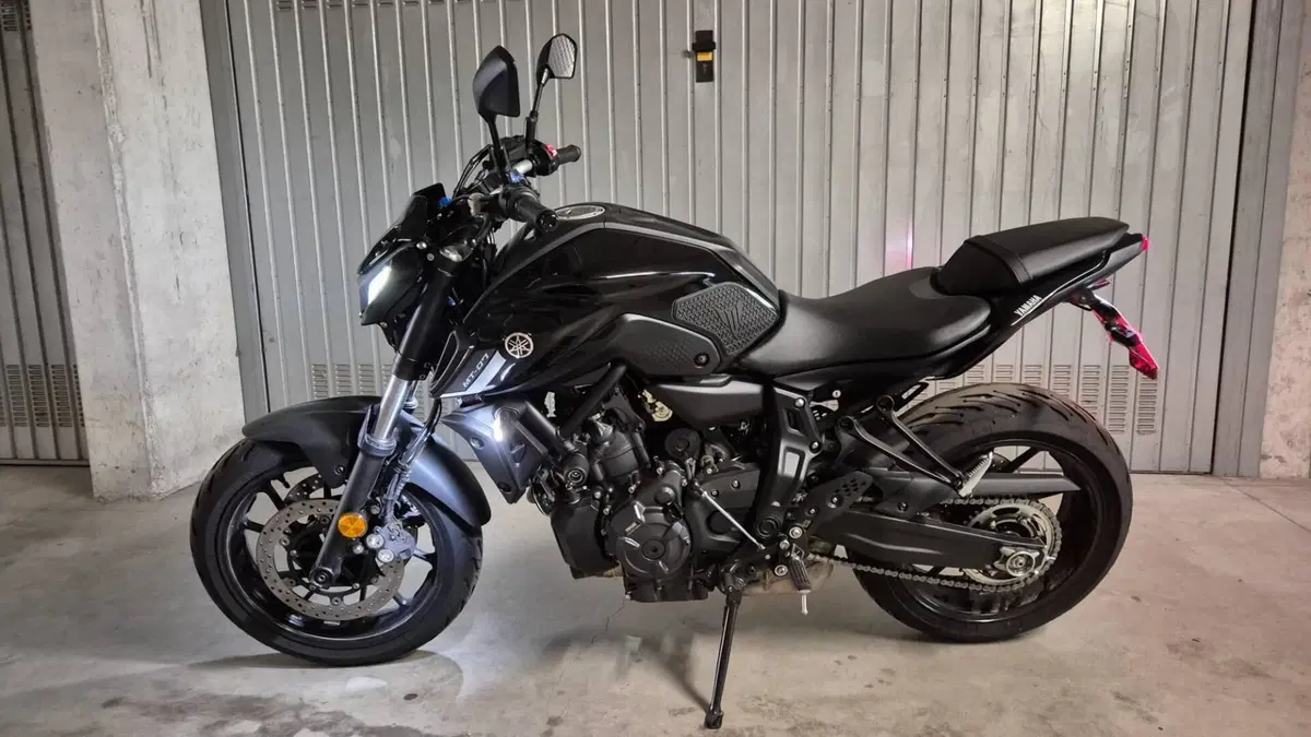 Yamaha MT-07 Pure (2023 - 25) (19)