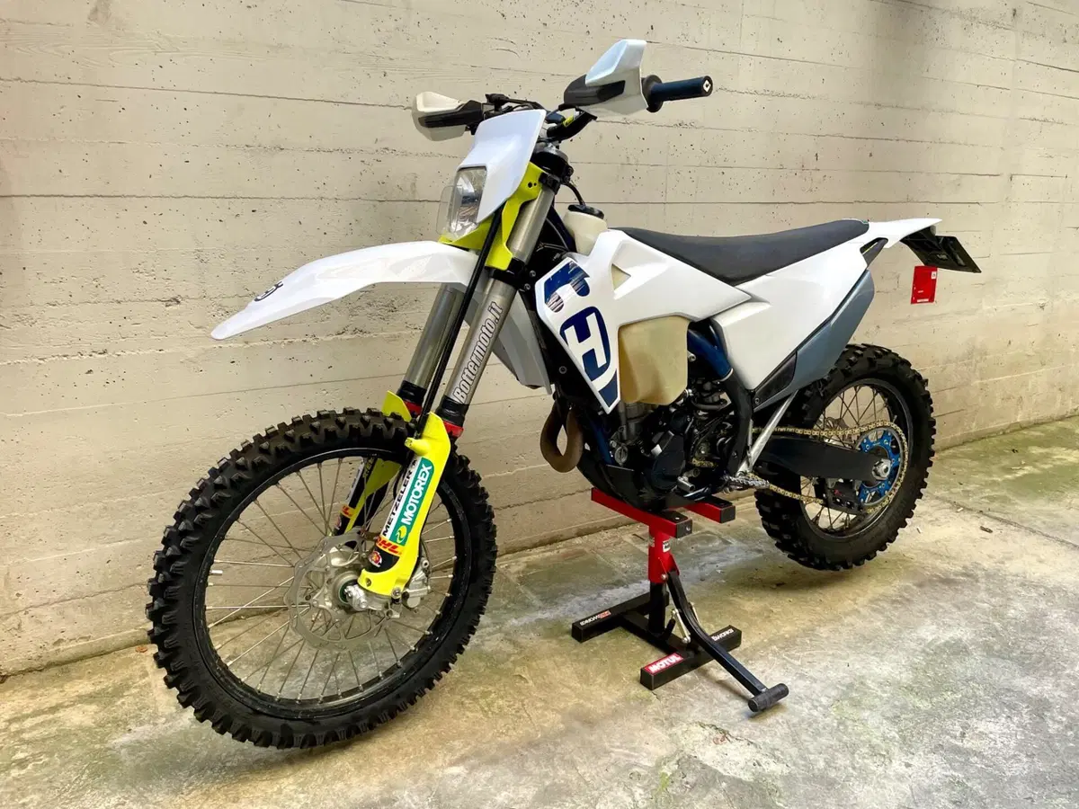 Husqvarna FE 250 (2020) (4)