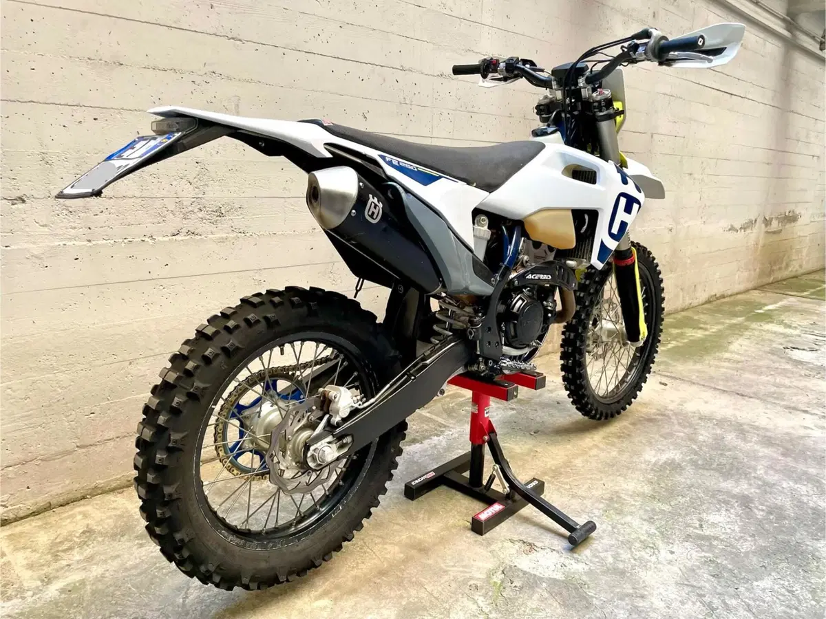 Husqvarna FE 250 (2020) (3)