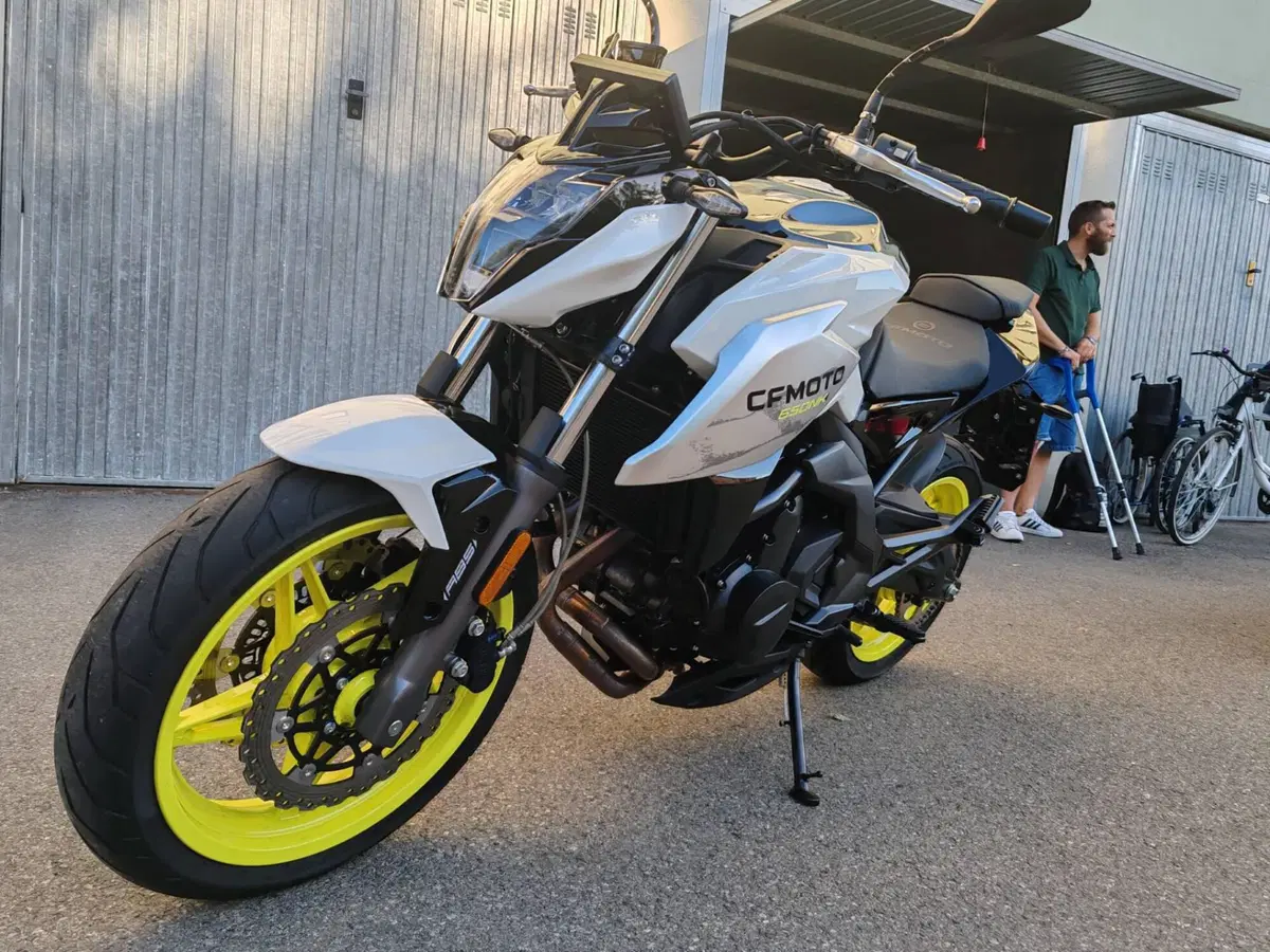 CFMOTO 650NK (2021 - 24) (6)