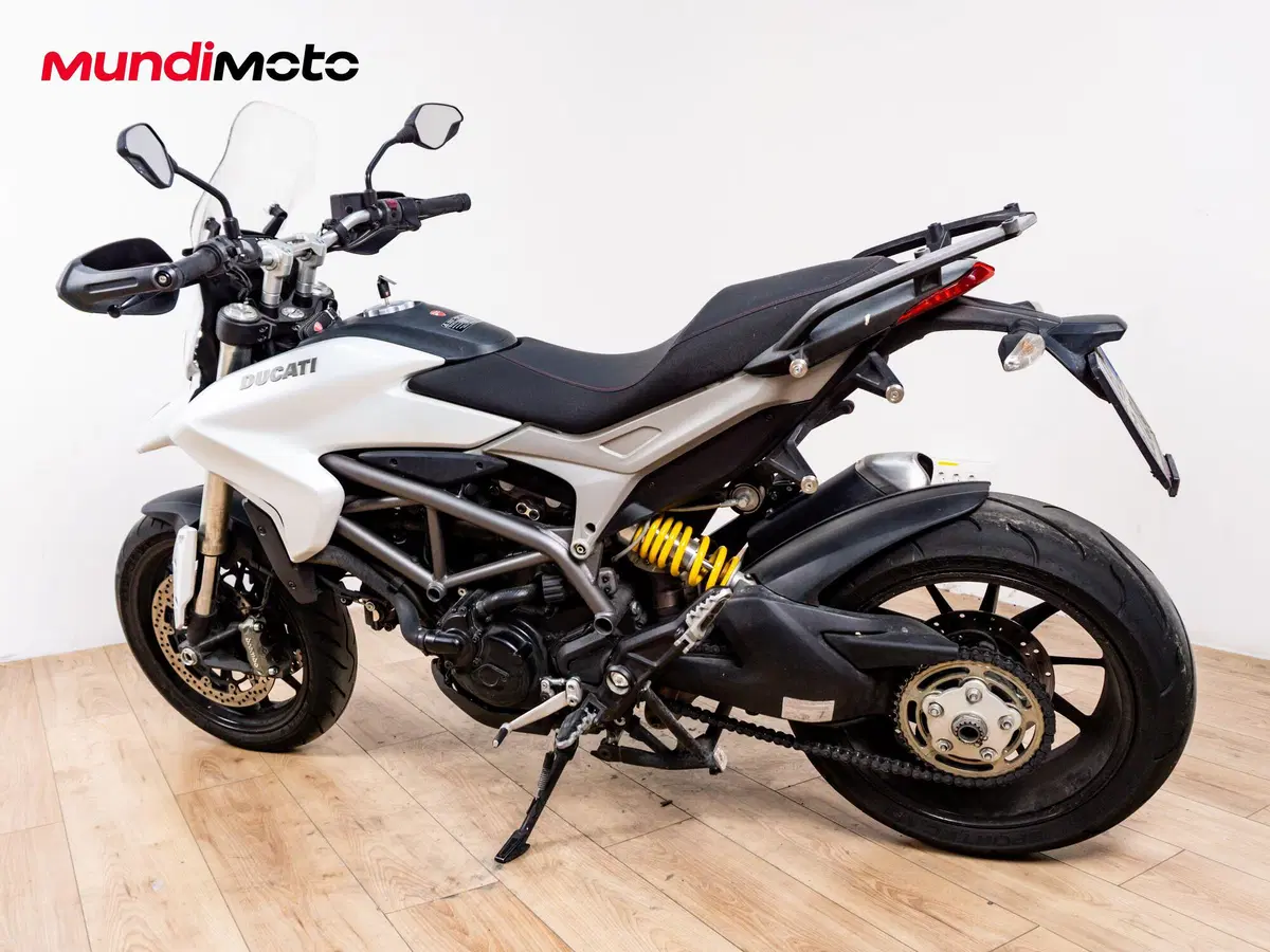 Ducati Hyperstrada 821 (2013 - 15) (7)