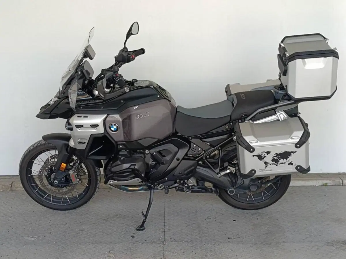 Bmw R 1300 GS Adventure Triple Black (2025 - 26) (3)