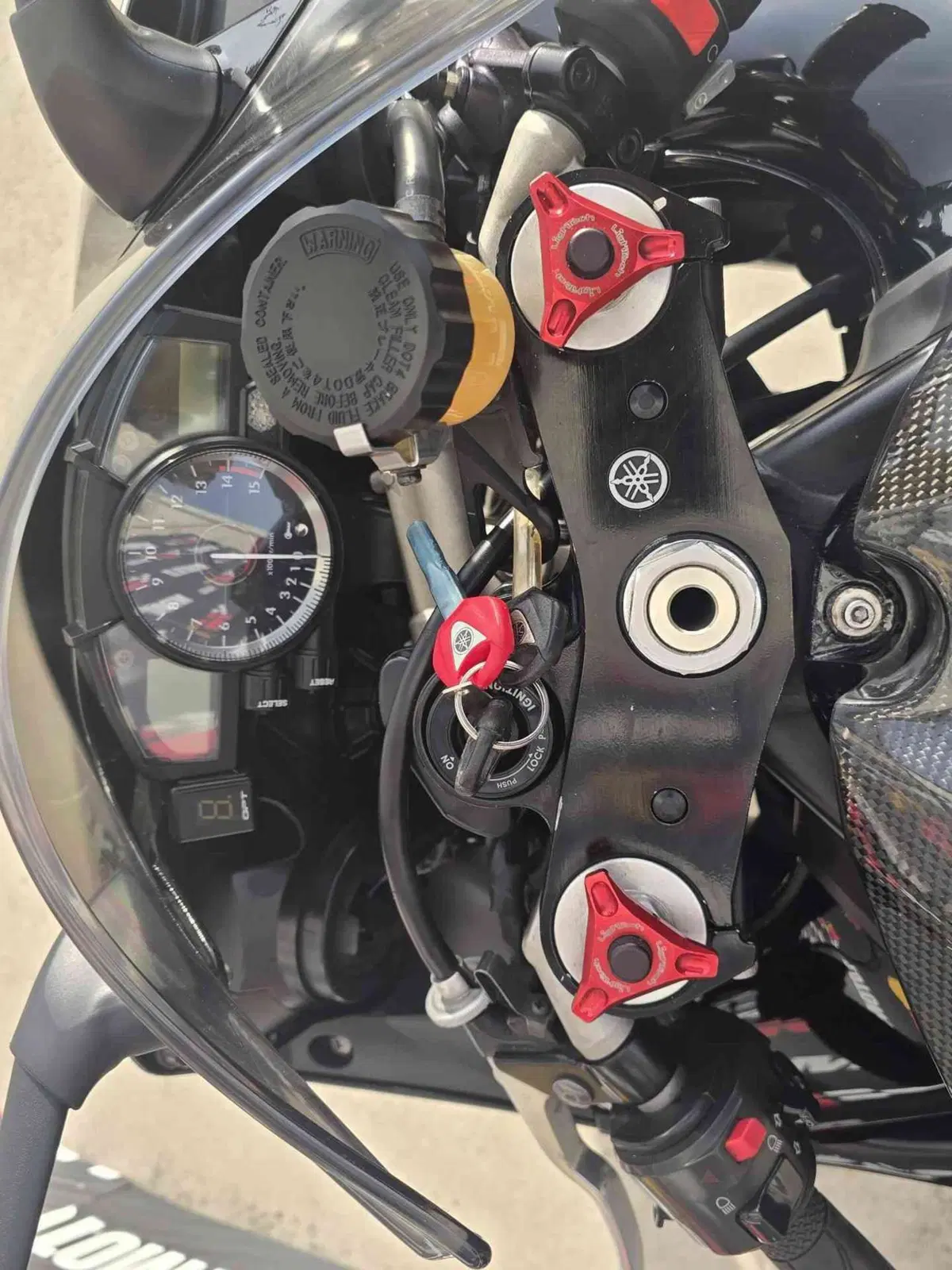 Yamaha YZF R1 (2007 - 08) (25)