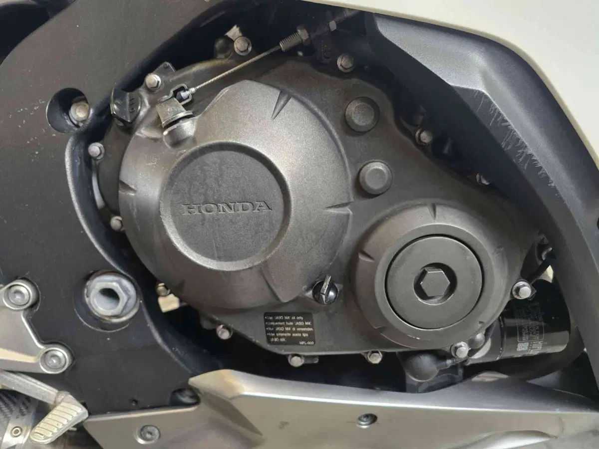 Honda CBR 1000 RR Fireblade (2012 - 16) (17)