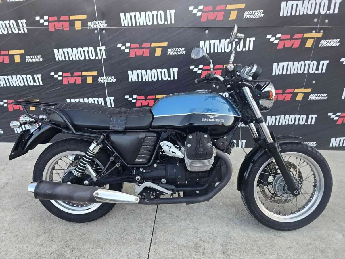 Moto Guzzi V7 Special (2012 - 14)