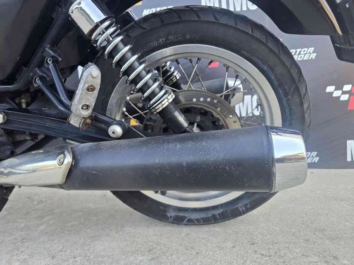 Moto Guzzi V7 Special (2012 - 14) (9)