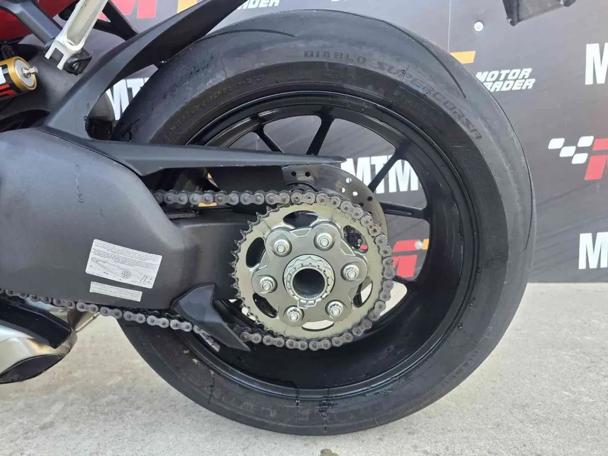 Ducati Panigale V4 (2022 - 24) (18)