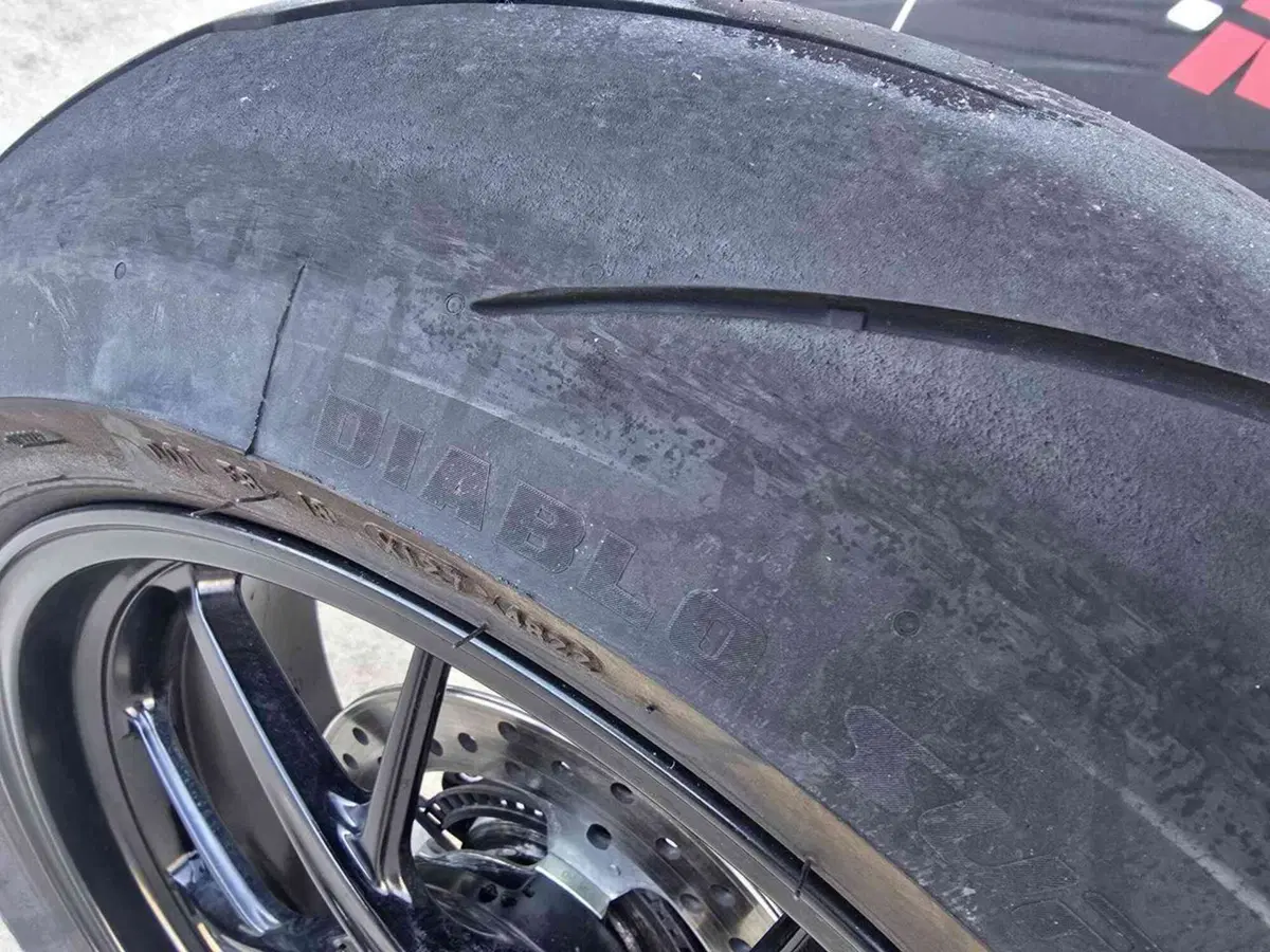 Ducati Panigale V4 (2022 - 24) (19)