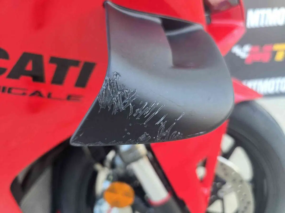 Ducati Panigale V4 (2022 - 24) (21)