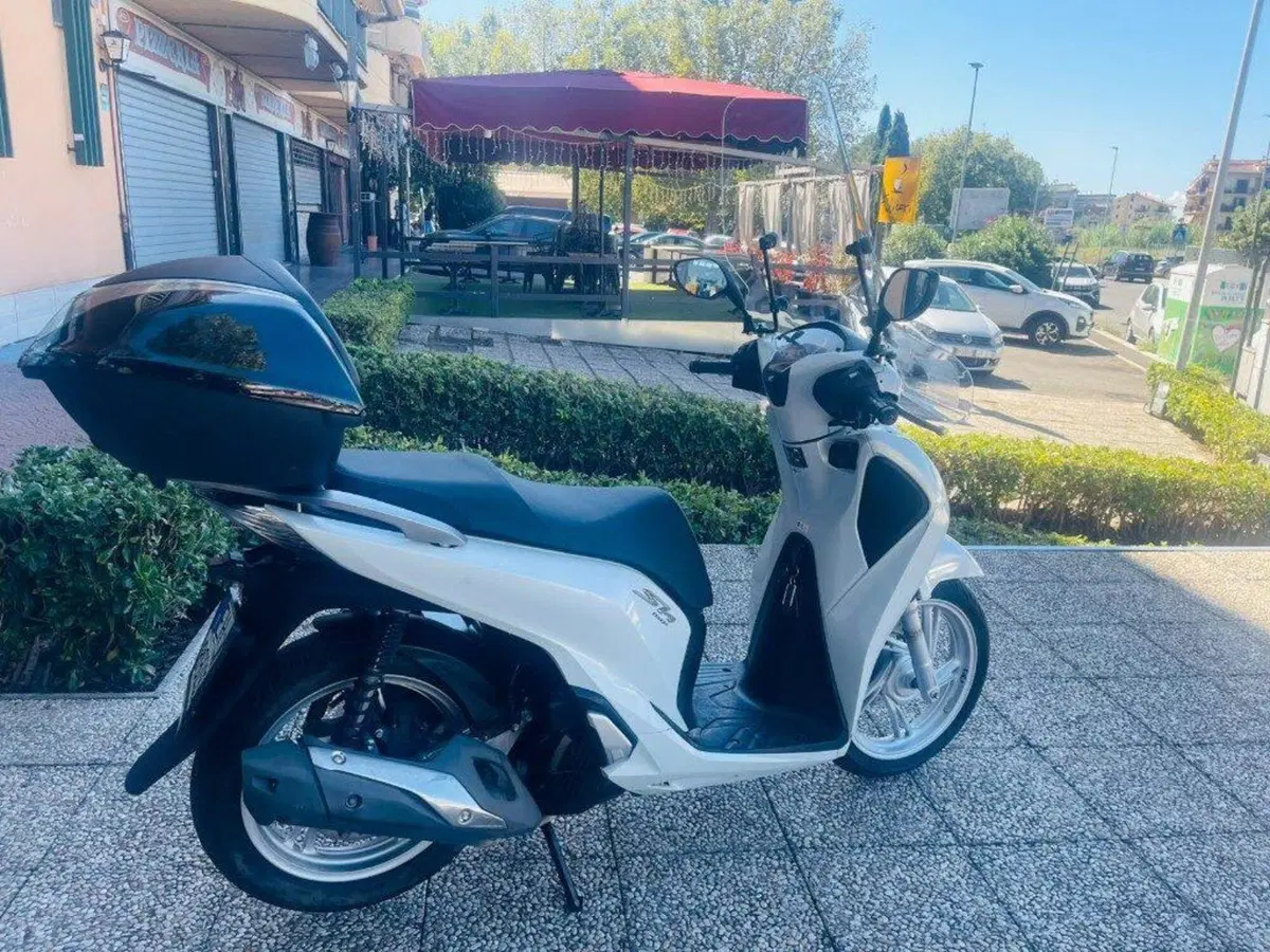 Honda SH 150i (2017 - 19) (10)