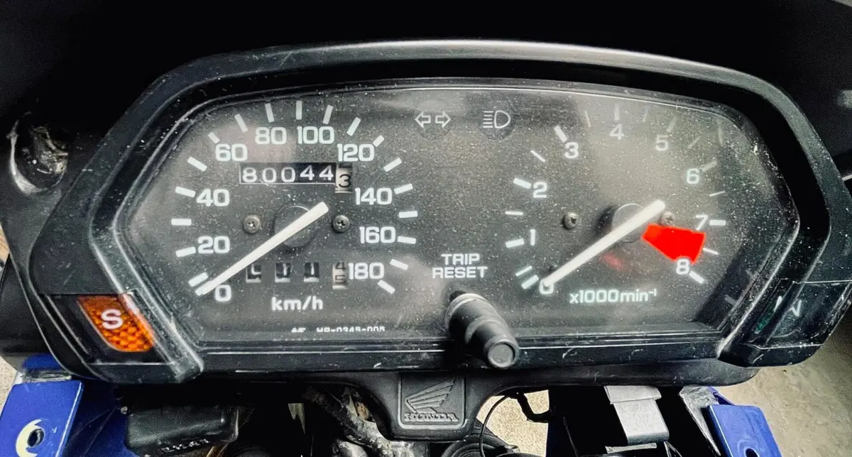 Honda NX 650 Dominator (1996 - 02) (2)