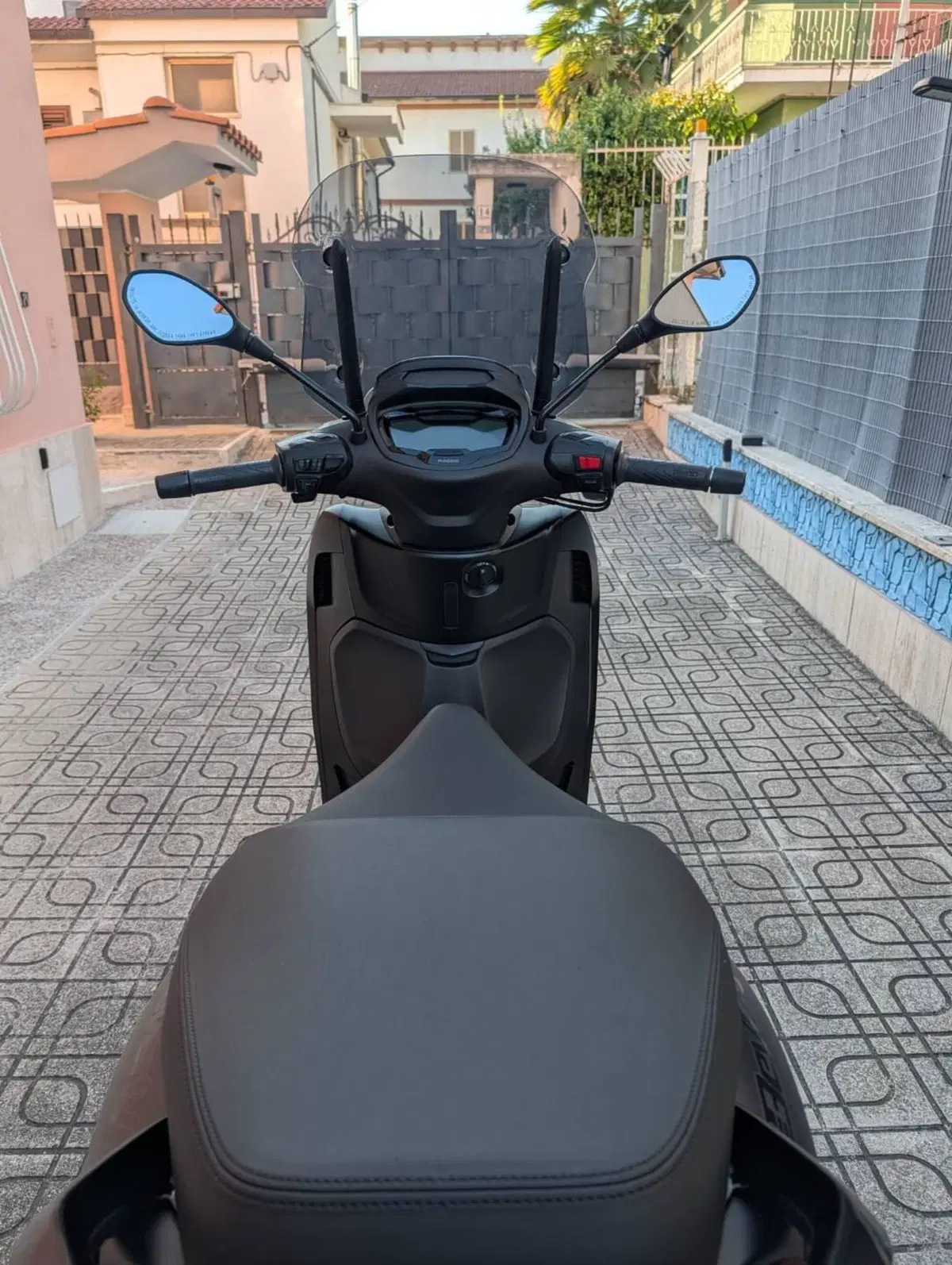 Piaggio Beverly 300 S ABS-ASR (2021 - 25) (7)