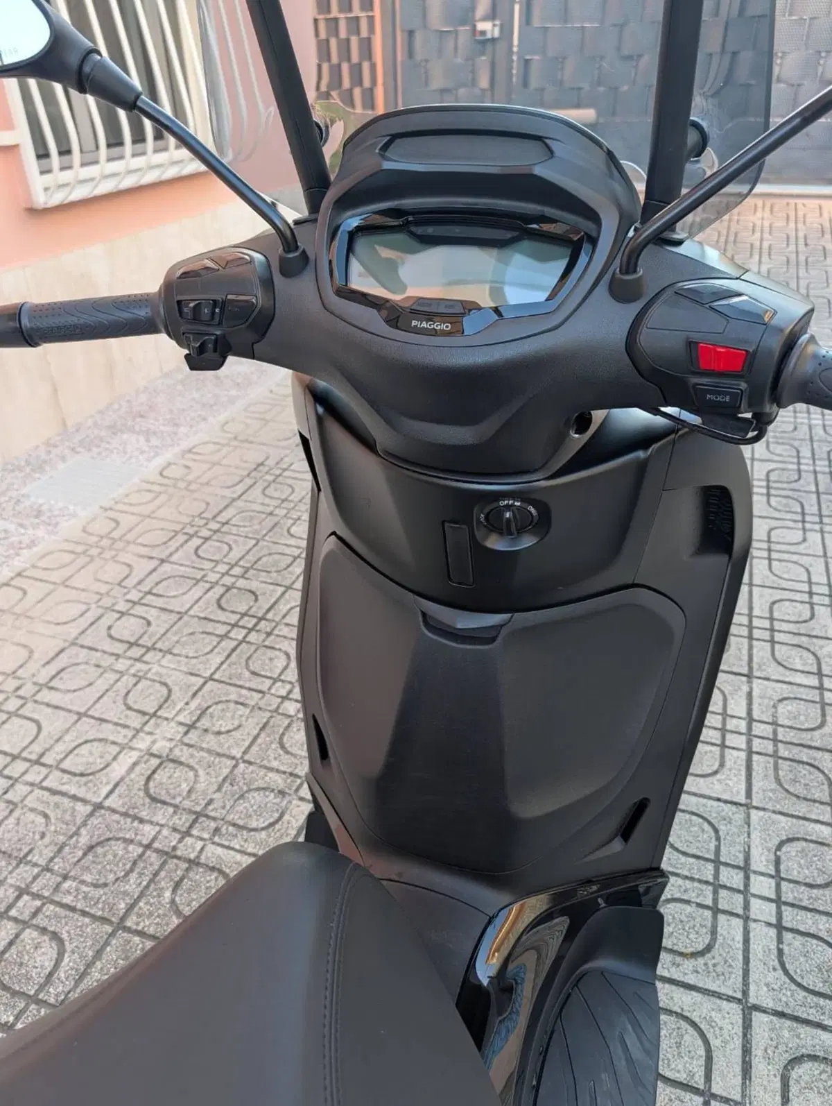 Piaggio Beverly 300 S ABS-ASR (2021 - 25) (10)