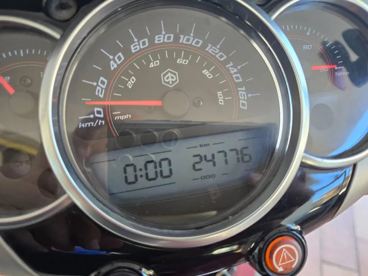 Piaggio Beverly 350 SportTouring ie ABS (2011 - 17) (11)
