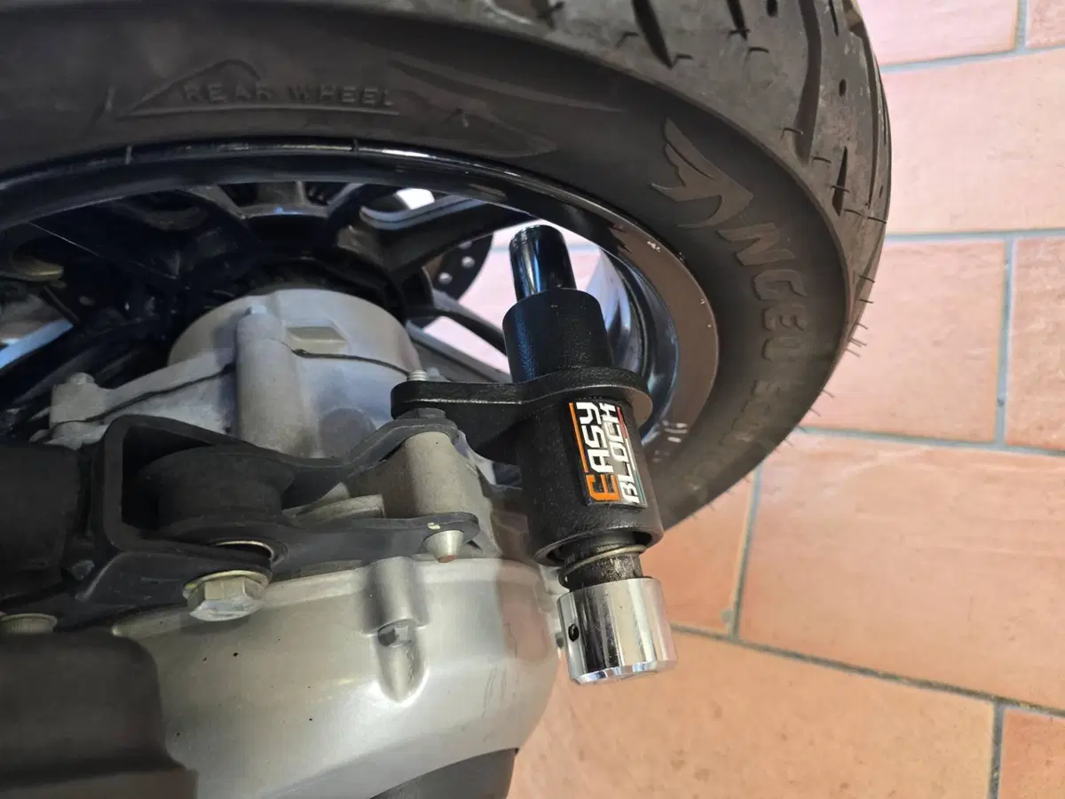 Piaggio Beverly 350 SportTouring ie ABS (2011 - 17) (9)