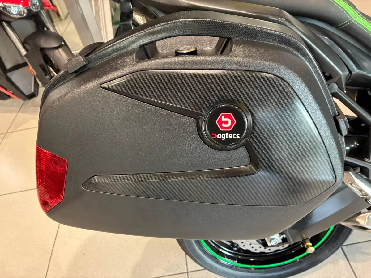 Kawasaki Versys 650 ABS (2015 - 16) (6)