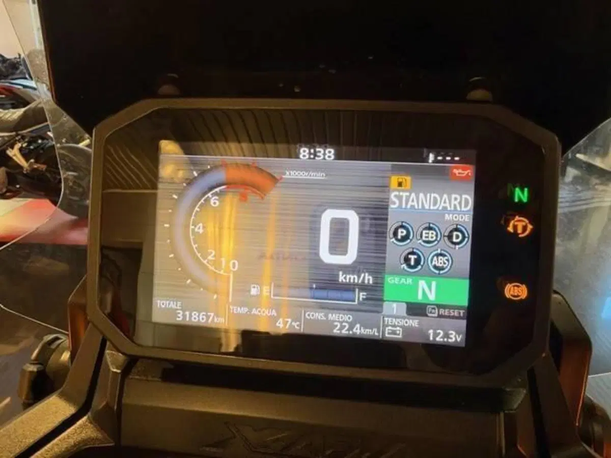 Honda X-ADV 750 DCT (2021 - 24) (2)