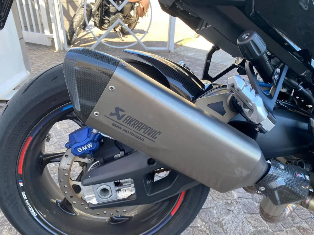 Bmw M 1000 XR (2024 - 27) (4)