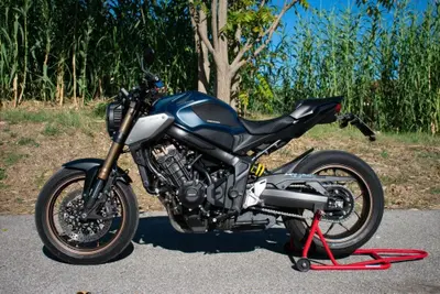 Honda CB 650 R (2021 - 23) usata