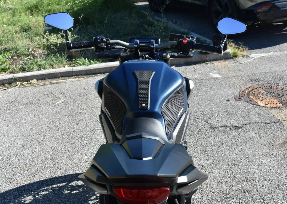 Honda CB 650 R (2021 - 23) (10)