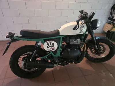 Royal Enfield Bear 650 (2025 - 26) usata