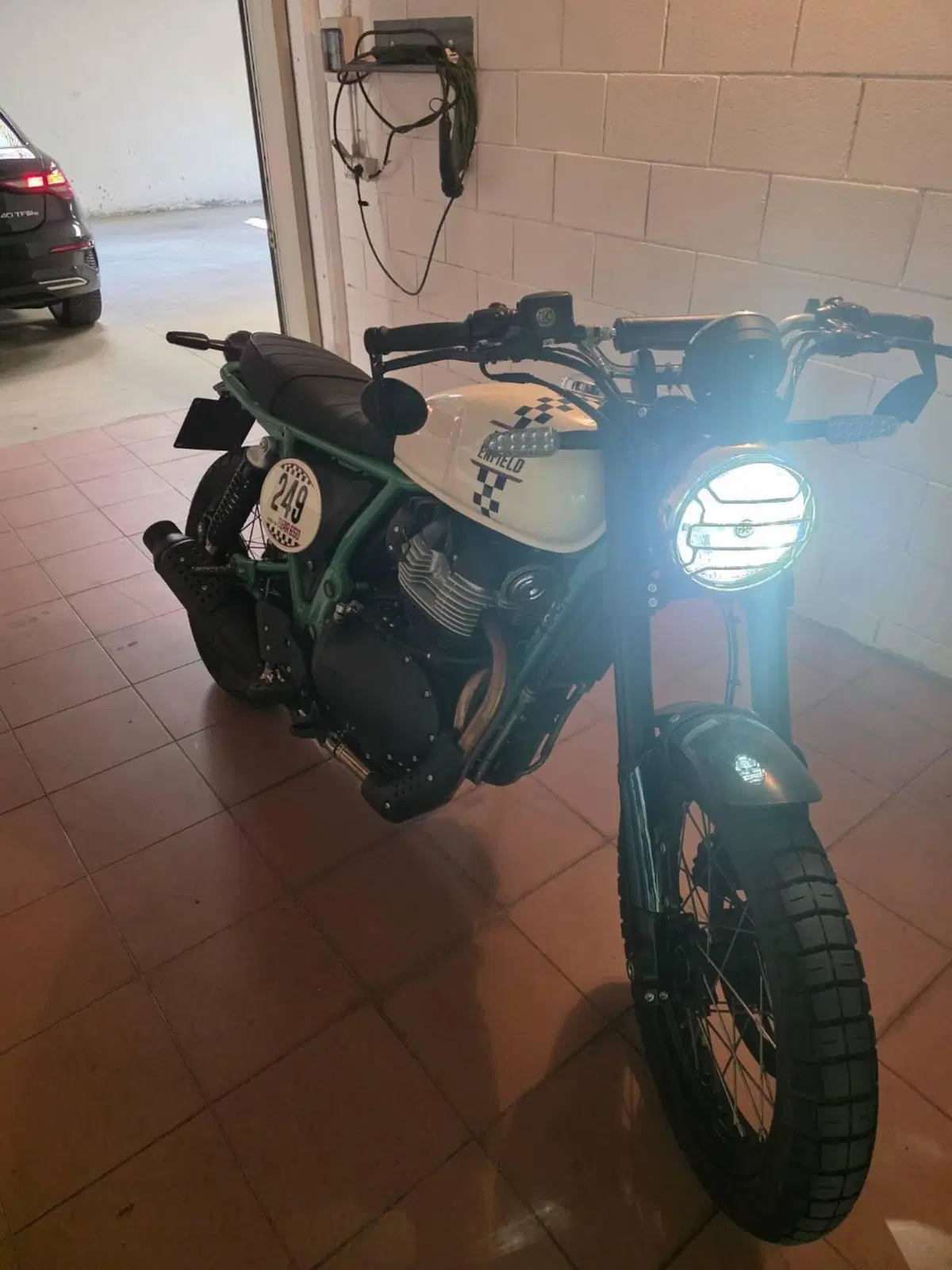 Royal Enfield Bear 650 (2025 - 26) (3)